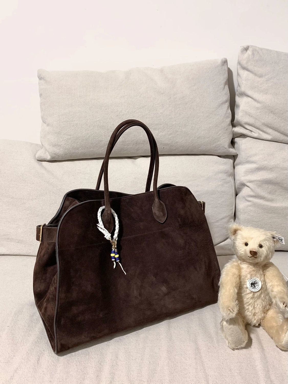 Casual Large Capacity Retro Commuter Hand-carrying Bag